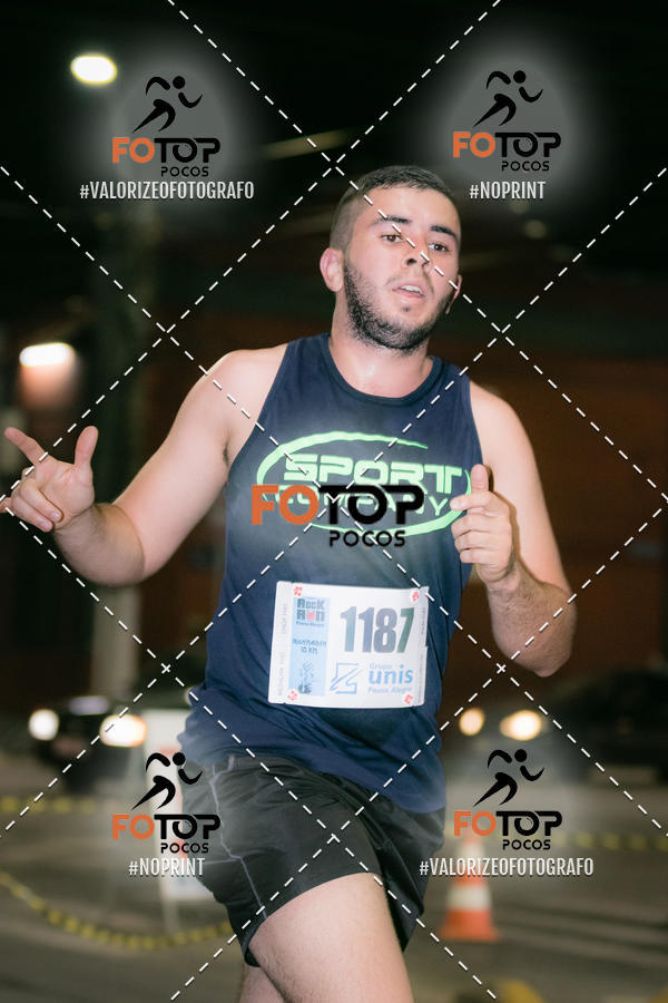 Buy your photos of the eventPA Rock Run - Corrida Noturna on Fotop