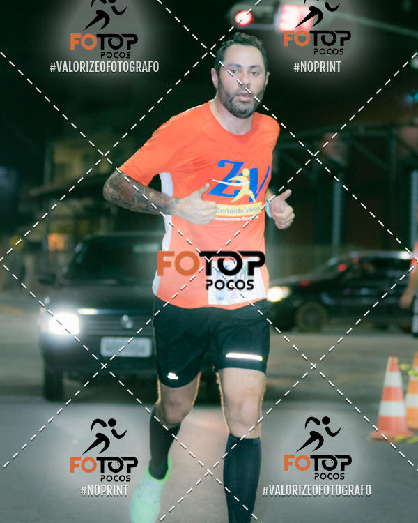 Buy your photos of the eventPA Rock Run - Corrida Noturna on Fotop