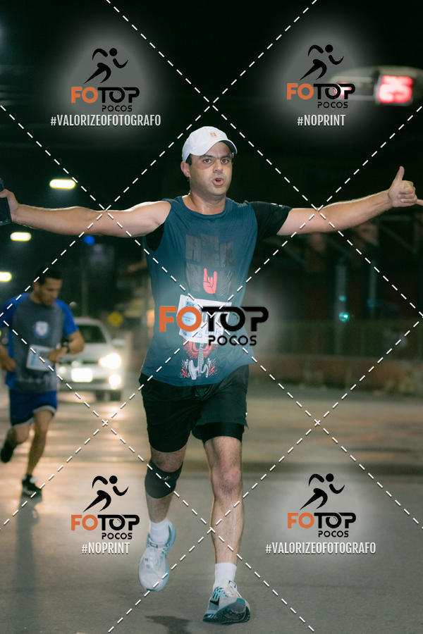 Buy your photos of the eventPA Rock Run - Corrida Noturna on Fotop