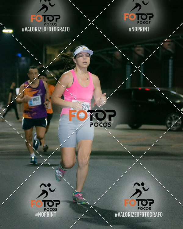 Buy your photos of the eventPA Rock Run - Corrida Noturna on Fotop