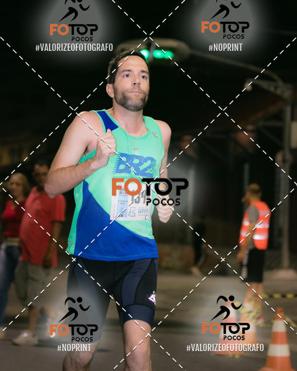 Buy your photos of the eventPA Rock Run - Corrida Noturna on Fotop
