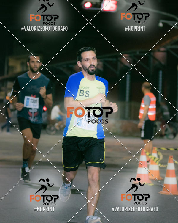 Buy your photos of the eventPA Rock Run - Corrida Noturna on Fotop