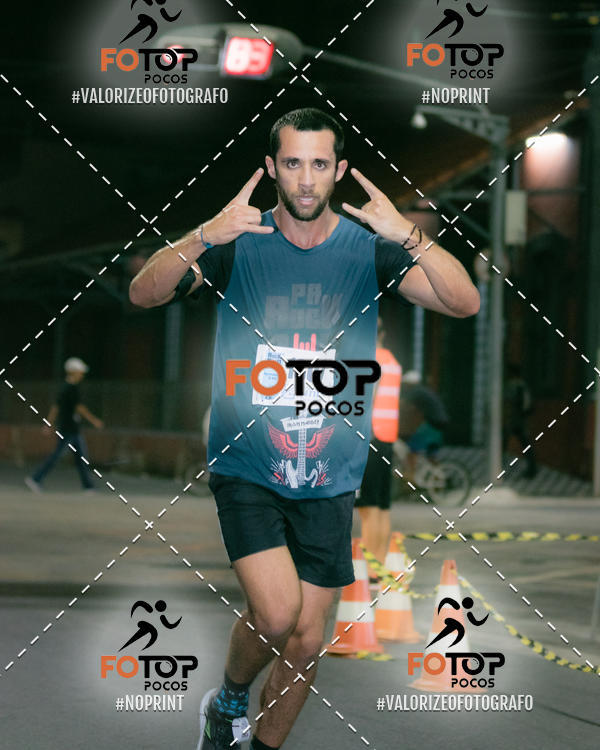 Buy your photos of the eventPA Rock Run - Corrida Noturna on Fotop