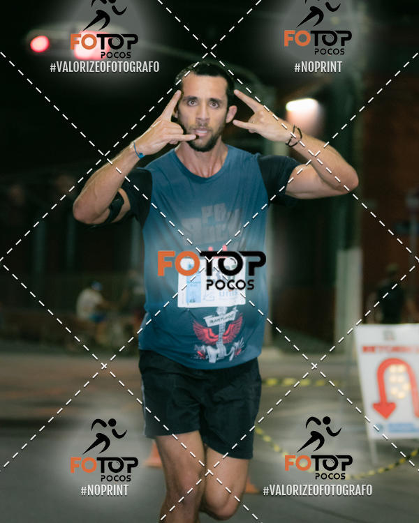 Buy your photos of the eventPA Rock Run - Corrida Noturna on Fotop