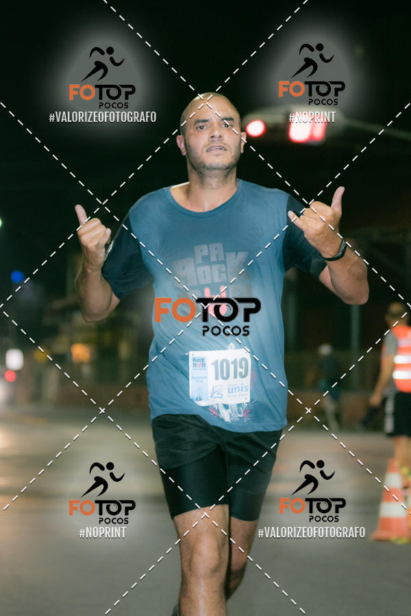 Buy your photos of the eventPA Rock Run - Corrida Noturna on Fotop