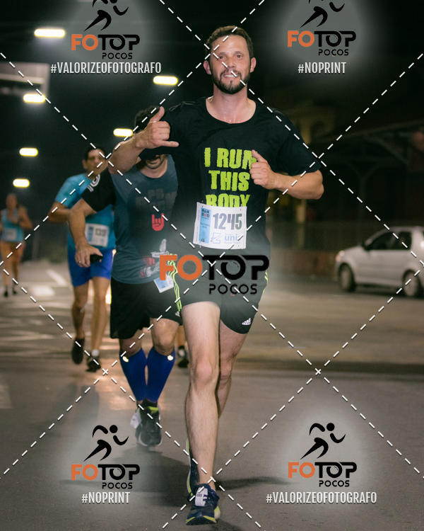 Buy your photos of the eventPA Rock Run - Corrida Noturna on Fotop