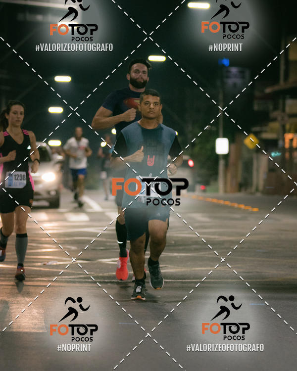 Buy your photos of the eventPA Rock Run - Corrida Noturna on Fotop