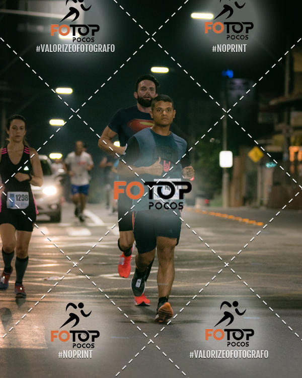 Buy your photos of the eventPA Rock Run - Corrida Noturna on Fotop