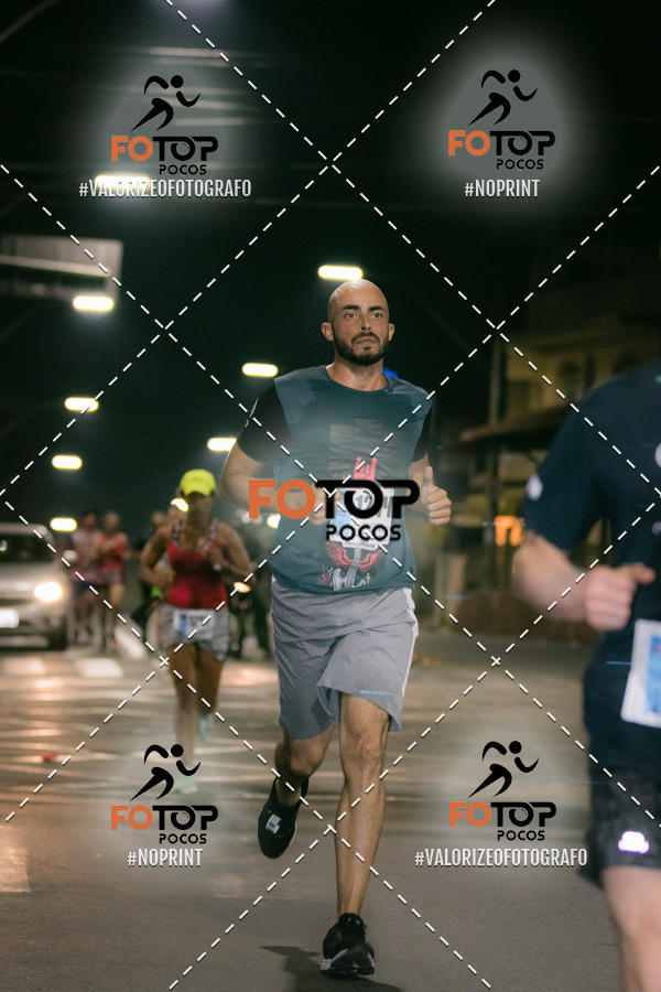 Buy your photos of the eventPA Rock Run - Corrida Noturna on Fotop