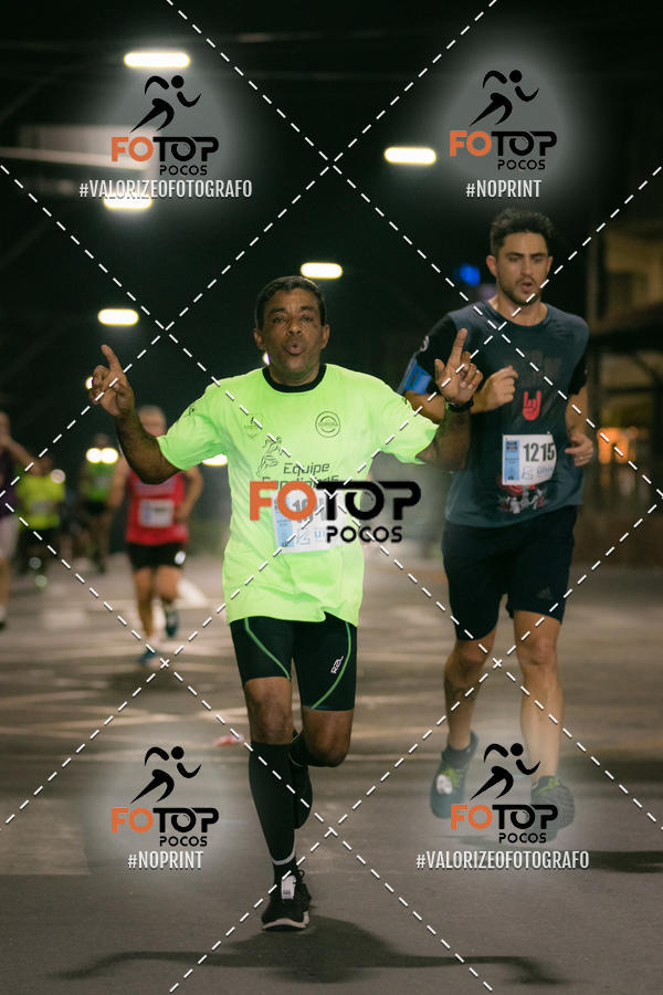 Buy your photos of the eventPA Rock Run - Corrida Noturna on Fotop