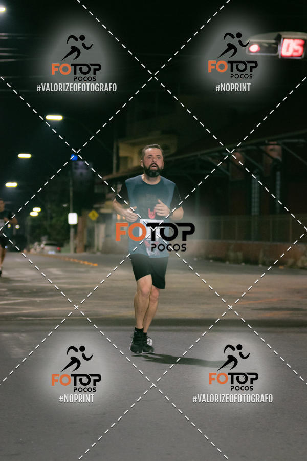 Buy your photos of the eventPA Rock Run - Corrida Noturna on Fotop