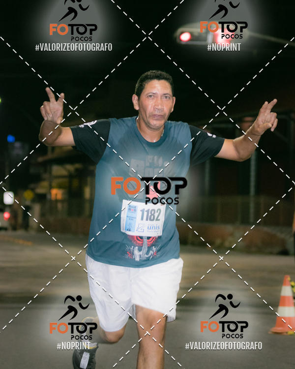 Buy your photos of the eventPA Rock Run - Corrida Noturna on Fotop