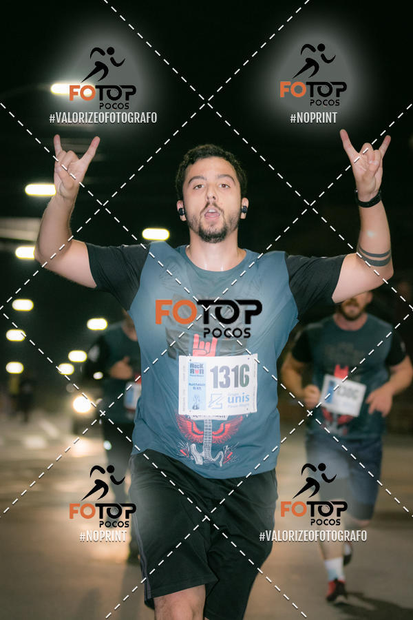 Buy your photos of the eventPA Rock Run - Corrida Noturna on Fotop