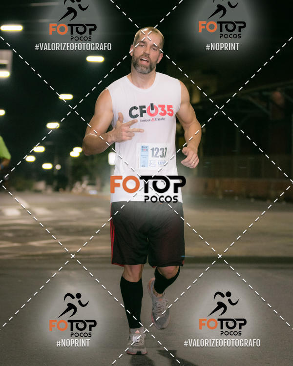Buy your photos of the eventPA Rock Run - Corrida Noturna on Fotop