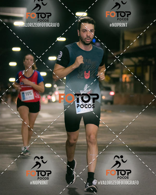 Buy your photos of the eventPA Rock Run - Corrida Noturna on Fotop