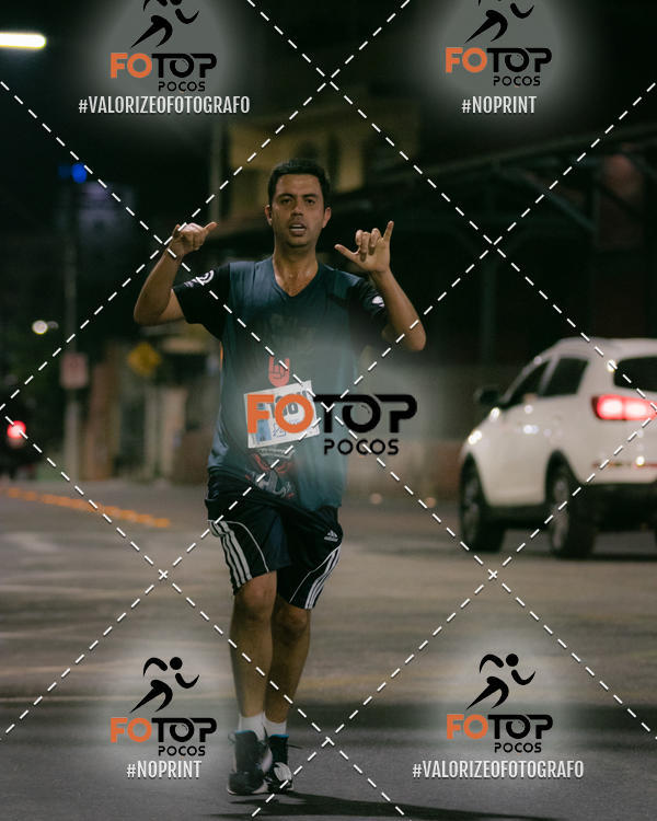 Buy your photos of the eventPA Rock Run - Corrida Noturna on Fotop