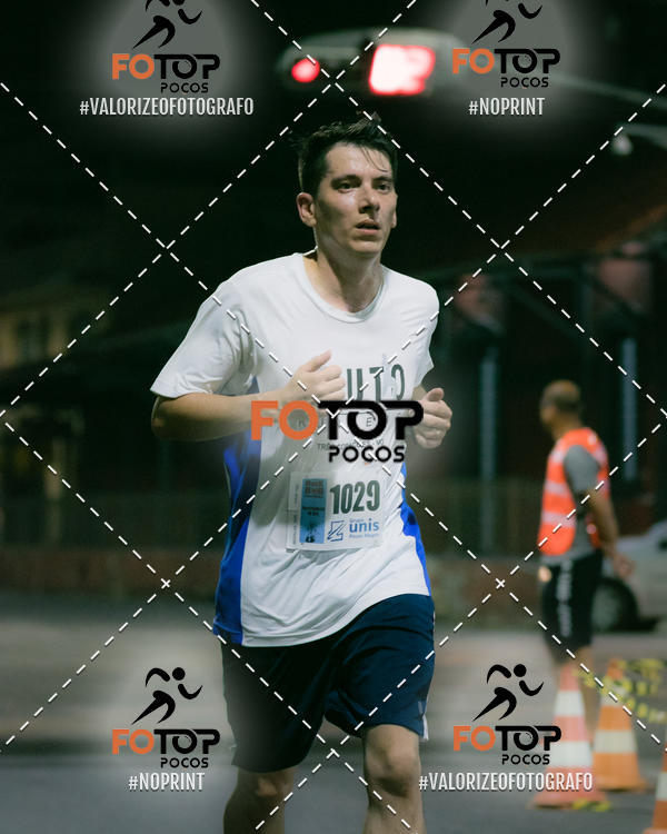 Buy your photos of the eventPA Rock Run - Corrida Noturna on Fotop
