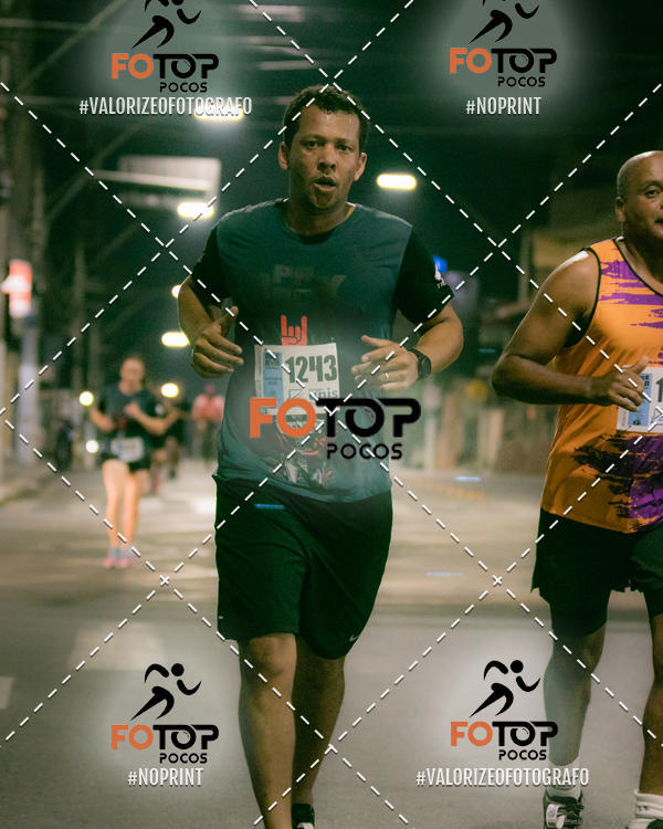 Buy your photos of the eventPA Rock Run - Corrida Noturna on Fotop