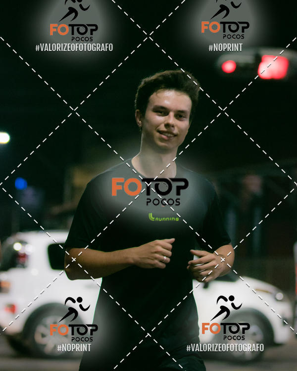 Buy your photos of the eventPA Rock Run - Corrida Noturna on Fotop
