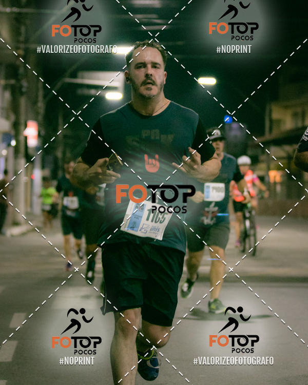 Buy your photos of the eventPA Rock Run - Corrida Noturna on Fotop