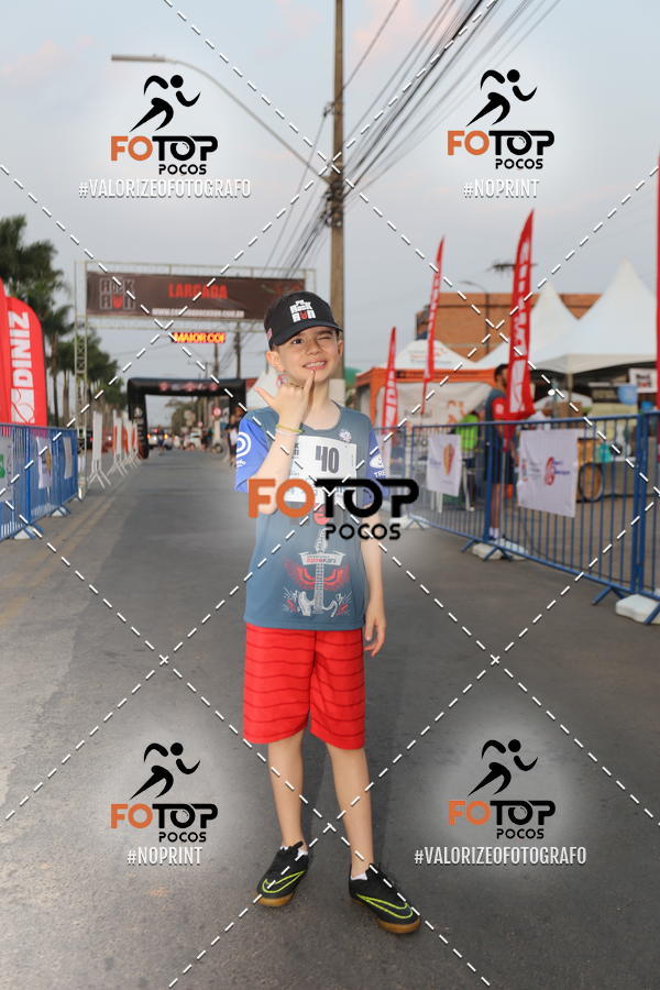 Buy your photos of the eventPA Rock Run - Corrida Noturna on Fotop