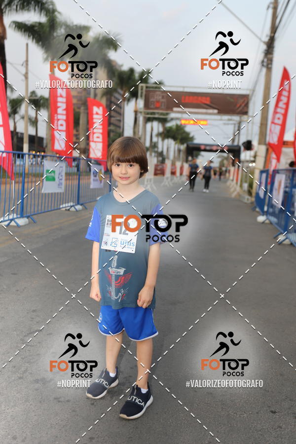 Buy your photos of the eventPA Rock Run - Corrida Noturna on Fotop