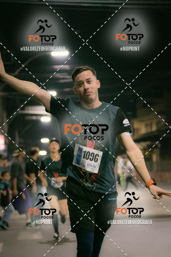 Buy your photos of the eventPA Rock Run - Corrida Noturna on Fotop