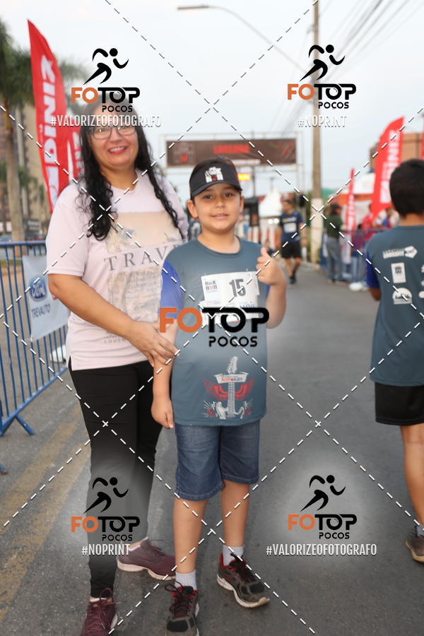 Buy your photos of the eventPA Rock Run - Corrida Noturna on Fotop