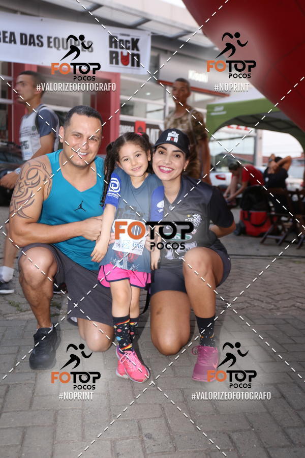 Buy your photos of the eventPA Rock Run - Corrida Noturna on Fotop