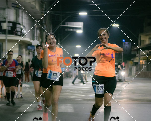 Buy your photos of the eventPA Rock Run - Corrida Noturna on Fotop