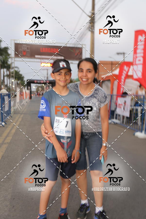 Buy your photos of the eventPA Rock Run - Corrida Noturna on Fotop