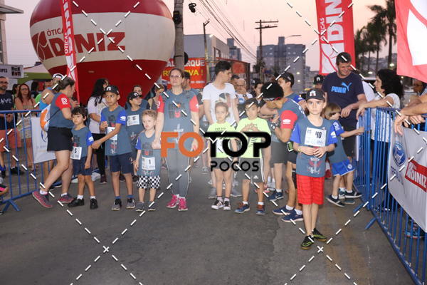 Buy your photos of the eventPA Rock Run - Corrida Noturna on Fotop