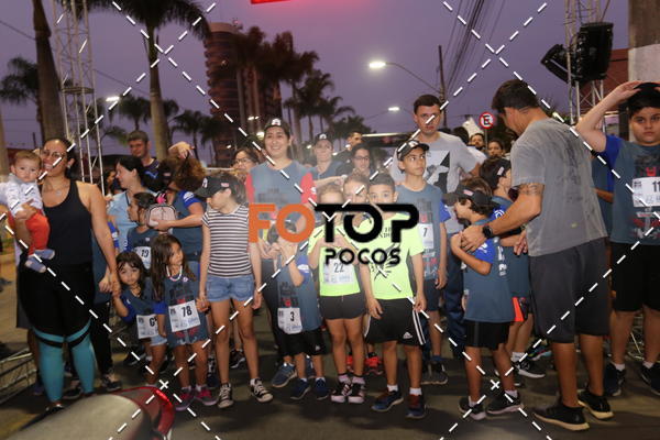 Buy your photos of the eventPA Rock Run - Corrida Noturna on Fotop