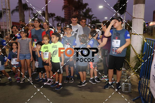 Buy your photos of the eventPA Rock Run - Corrida Noturna on Fotop