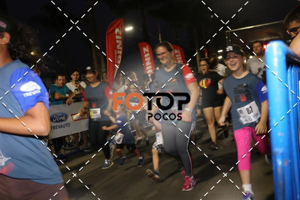 Buy your photos of the eventPA Rock Run - Corrida Noturna on Fotop