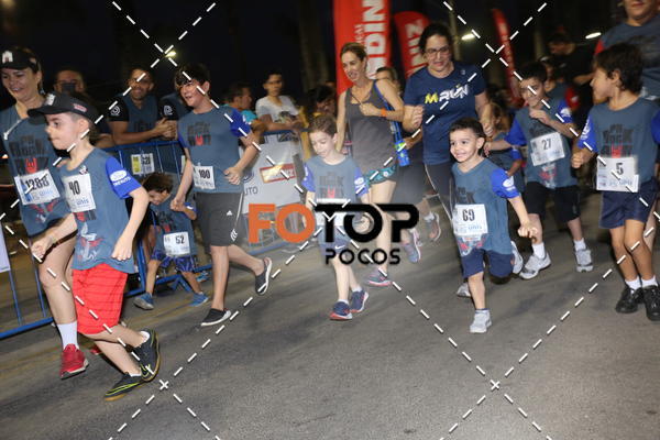 Buy your photos of the eventPA Rock Run - Corrida Noturna on Fotop