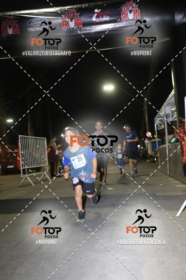 Buy your photos of the eventPA Rock Run - Corrida Noturna on Fotop