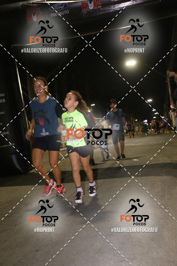 Buy your photos of the eventPA Rock Run - Corrida Noturna on Fotop