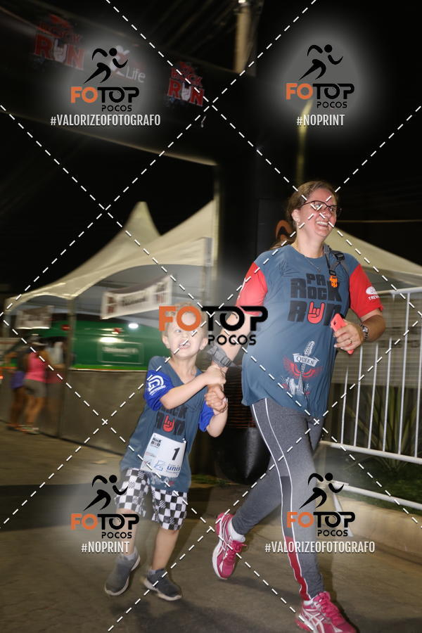 Buy your photos of the eventPA Rock Run - Corrida Noturna on Fotop
