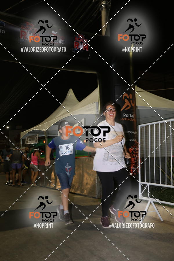 Buy your photos of the eventPA Rock Run - Corrida Noturna on Fotop