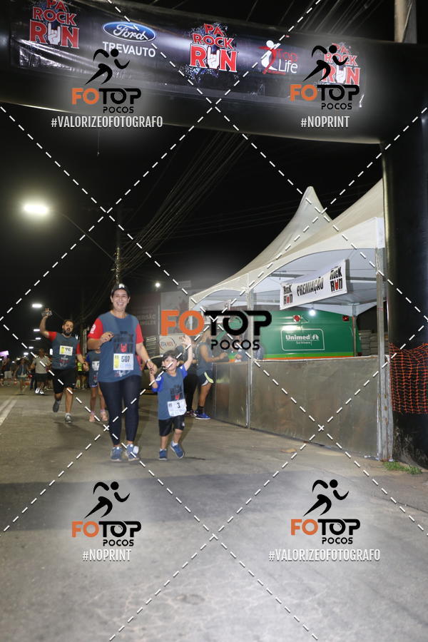 Buy your photos of the eventPA Rock Run - Corrida Noturna on Fotop