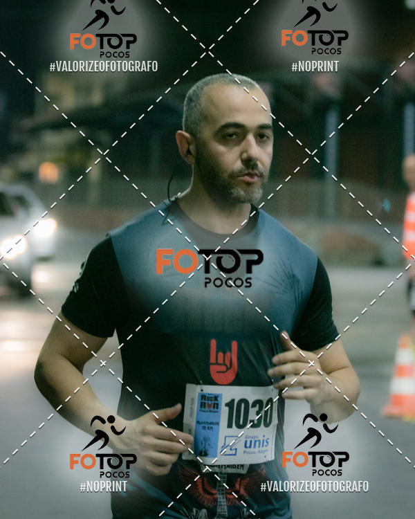 Buy your photos of the eventPA Rock Run - Corrida Noturna on Fotop