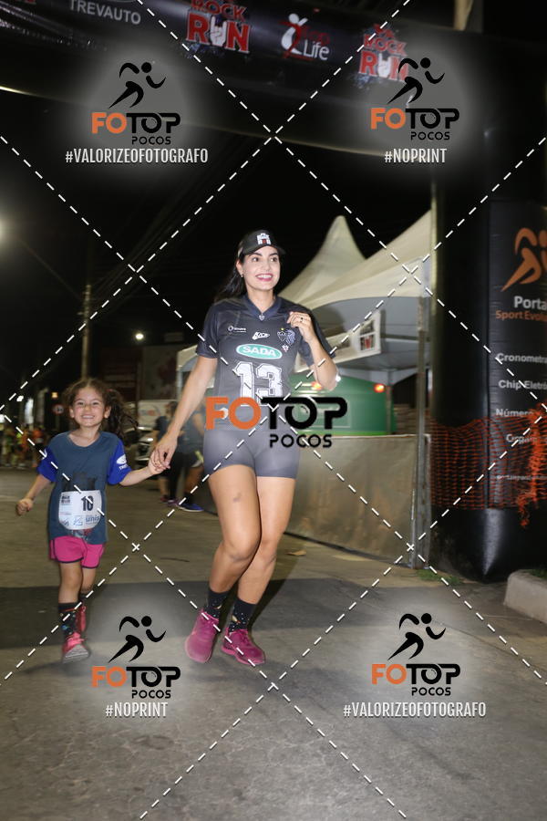Buy your photos of the eventPA Rock Run - Corrida Noturna on Fotop