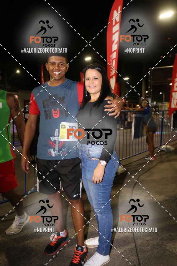Buy your photos of the eventPA Rock Run - Corrida Noturna on Fotop