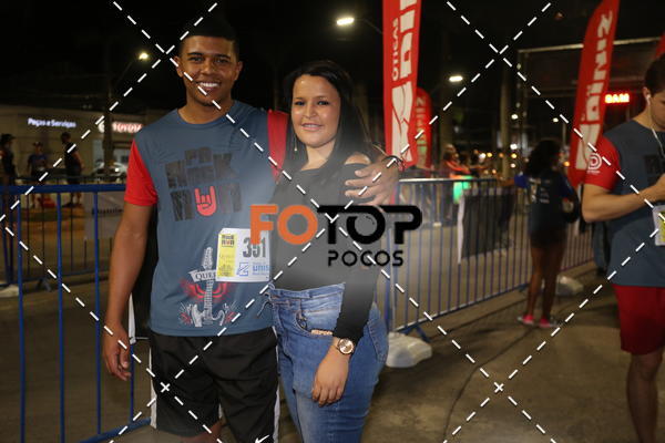 Buy your photos of the eventPA Rock Run - Corrida Noturna on Fotop