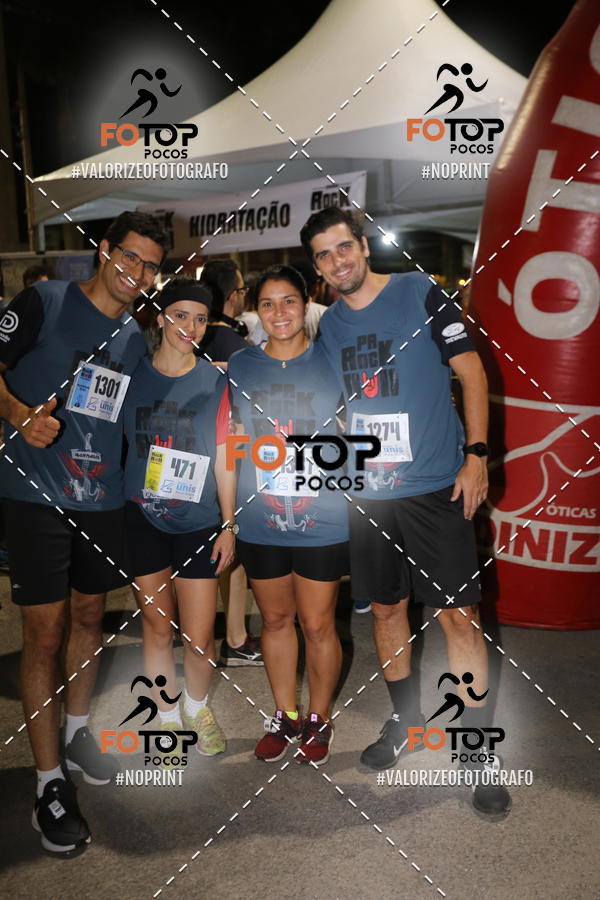 Buy your photos of the eventPA Rock Run - Corrida Noturna on Fotop