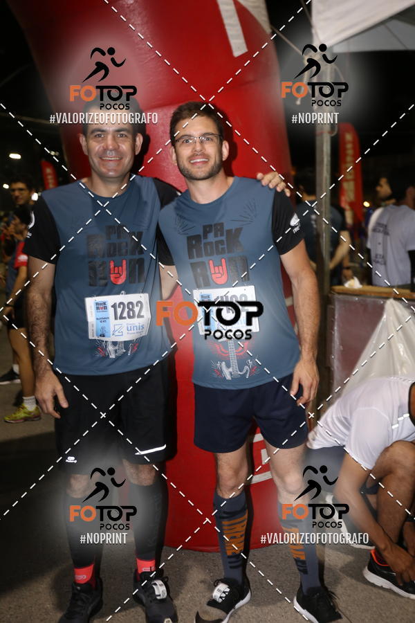 Buy your photos of the eventPA Rock Run - Corrida Noturna on Fotop