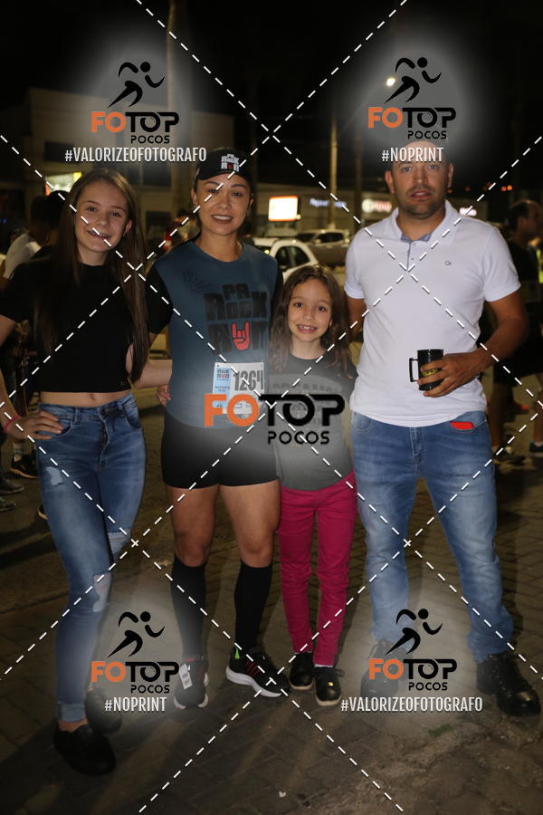 Buy your photos of the eventPA Rock Run - Corrida Noturna on Fotop