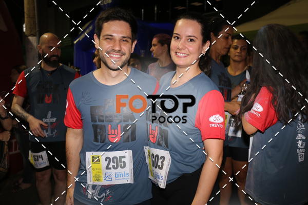 Buy your photos of the eventPA Rock Run - Corrida Noturna on Fotop
