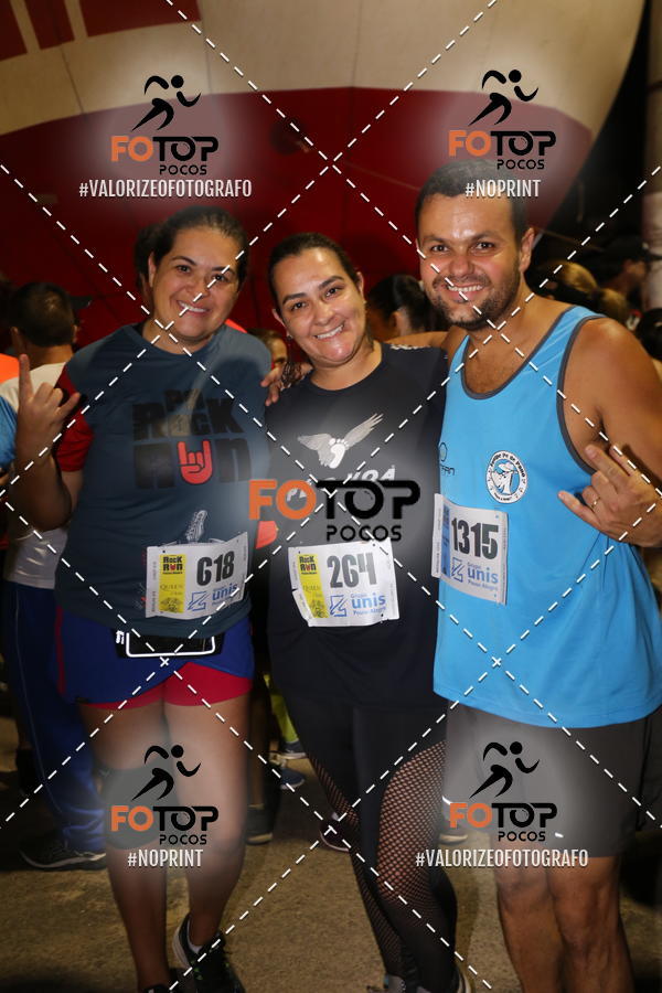 Buy your photos of the eventPA Rock Run - Corrida Noturna on Fotop